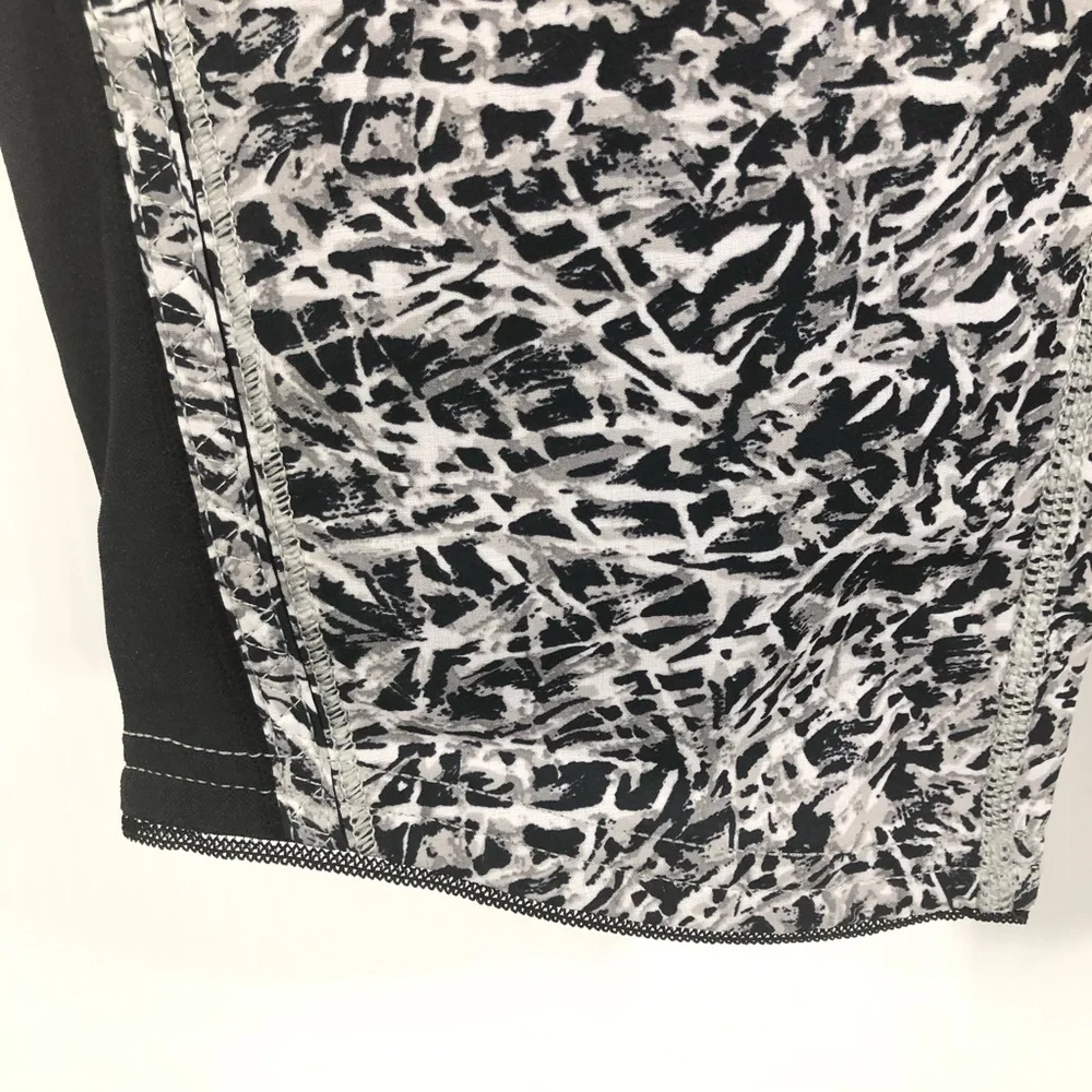 Lululemon For Love Crop Mini Ripple White Seal‎
